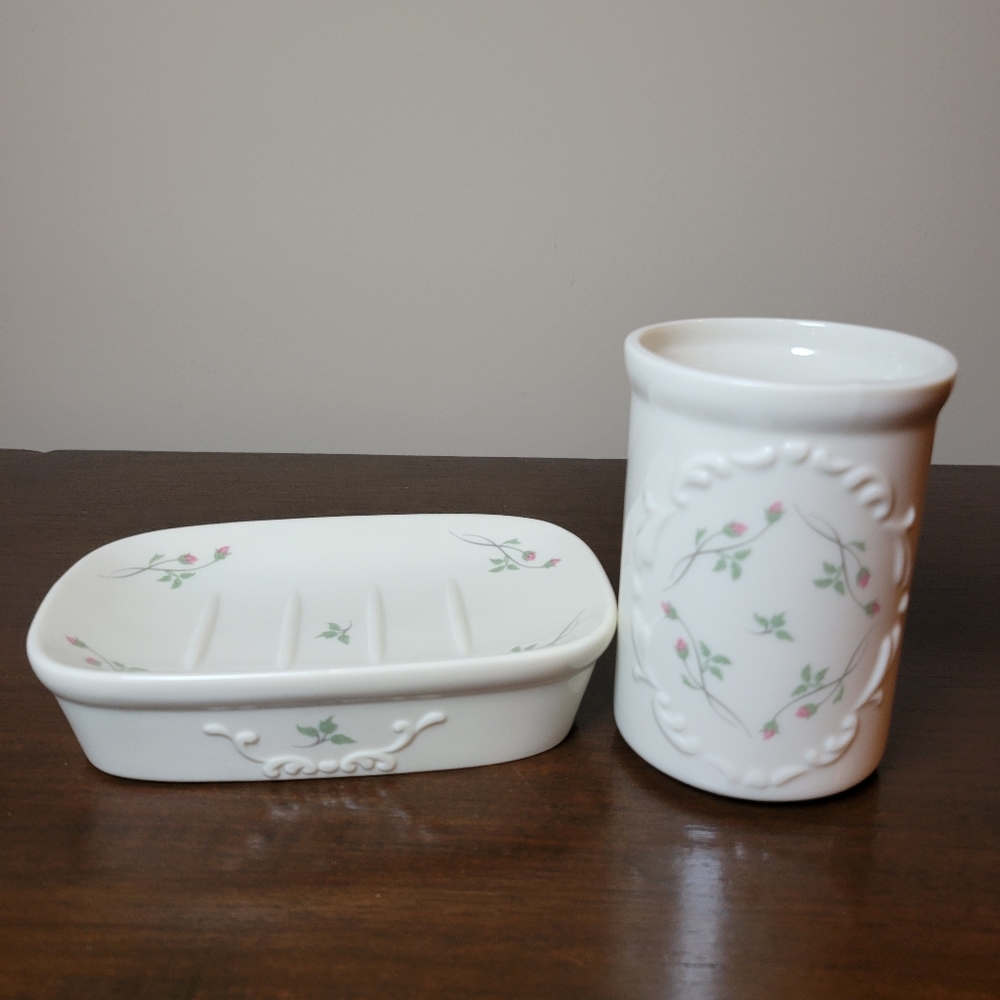 Lenox China Rose Manor Cup/Holder and Soap Dish
